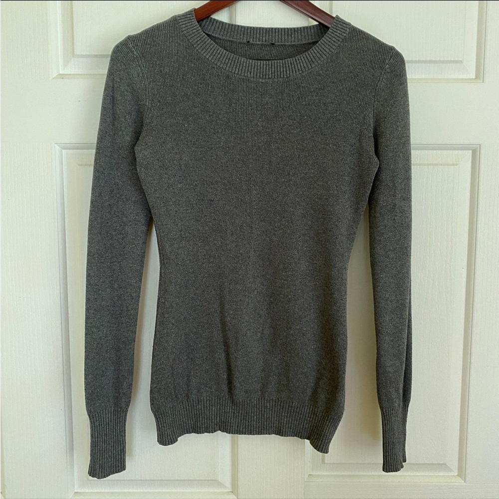 Express grey fitted crewneck sweater